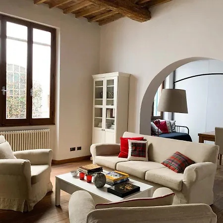 Your Place In San Frediano فلورنس